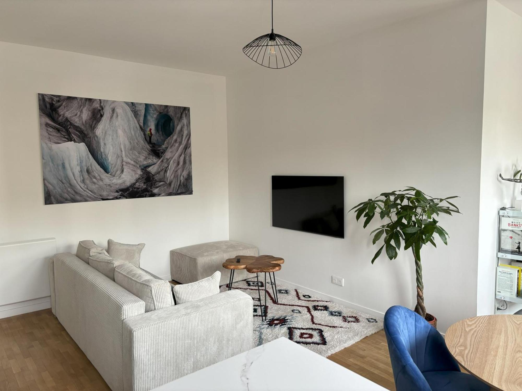 Апартаменти Le Boudoir - 2 Pieces Et Parking Ле-Плессі-Робенсон Екстер'єр фото
