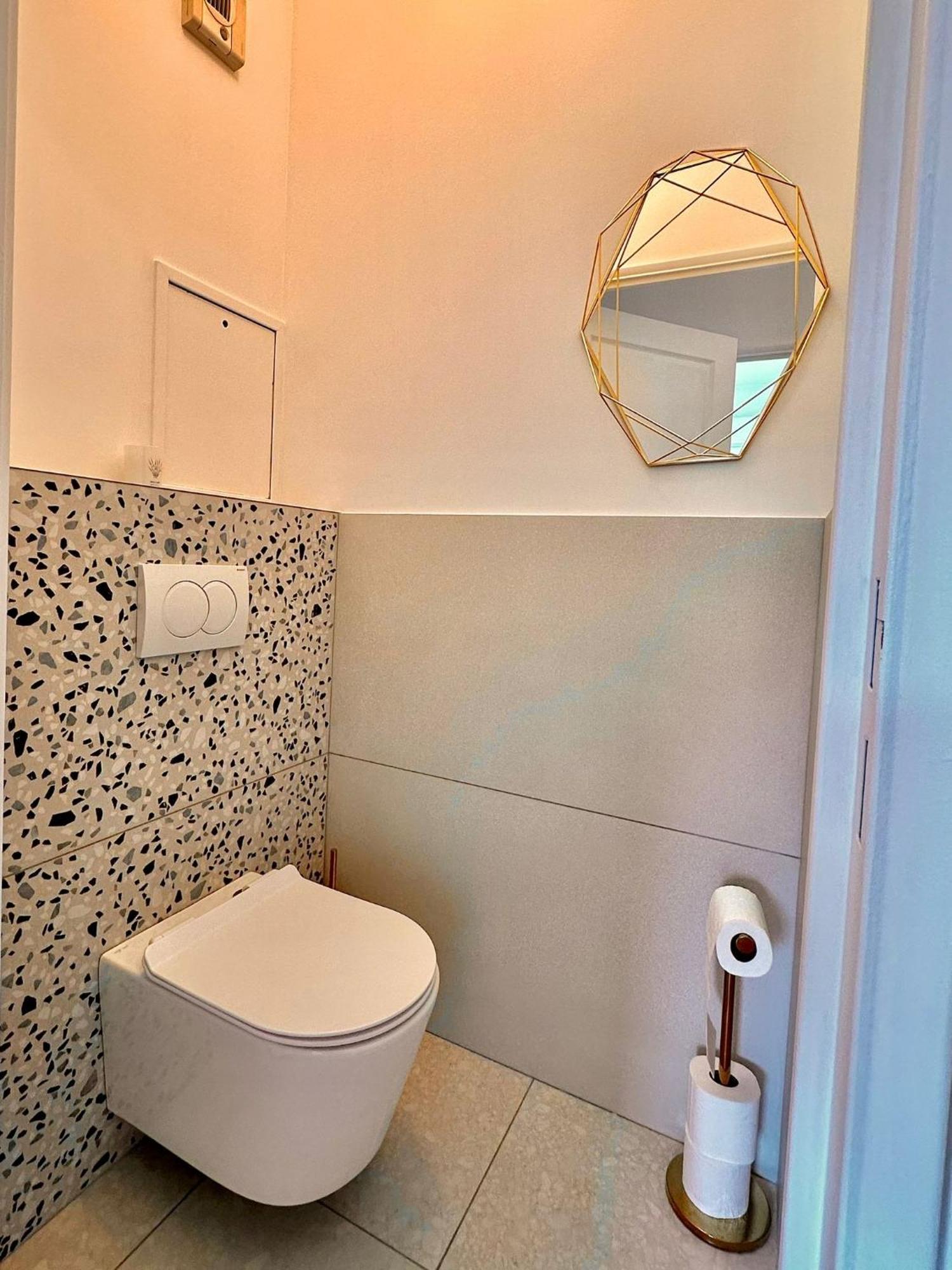 Апартаменти Le Boudoir - 2 Pieces Et Parking Ле-Плессі-Робенсон Екстер'єр фото