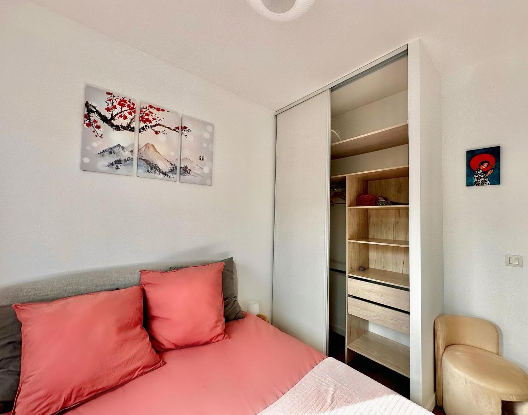 Апартаменти Le Boudoir - 2 Pieces Et Parking Ле-Плессі-Робенсон Екстер'єр фото