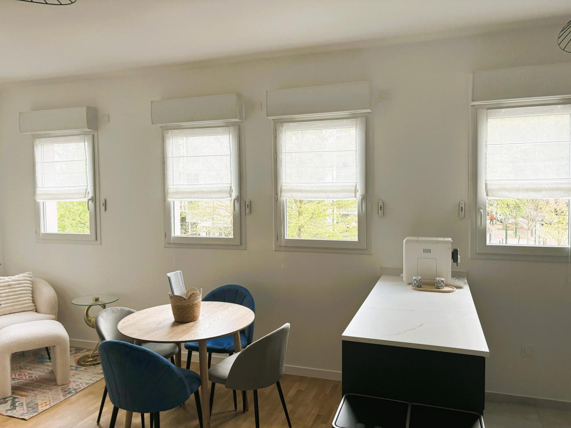 Апартаменти Le Boudoir - 2 Pieces Et Parking Ле-Плессі-Робенсон Екстер'єр фото